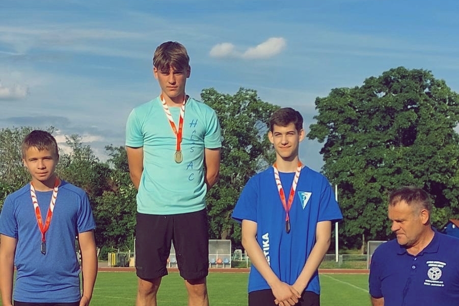 Négy halasi atléta érem