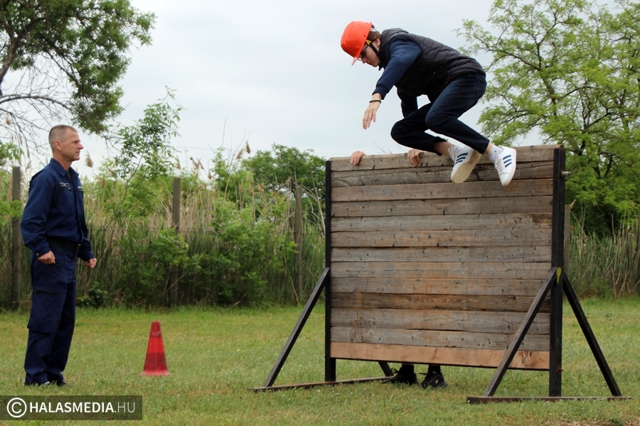 Katasztrófavédelmi ifjúsági verseny, halasi sikerekkel (galéria)