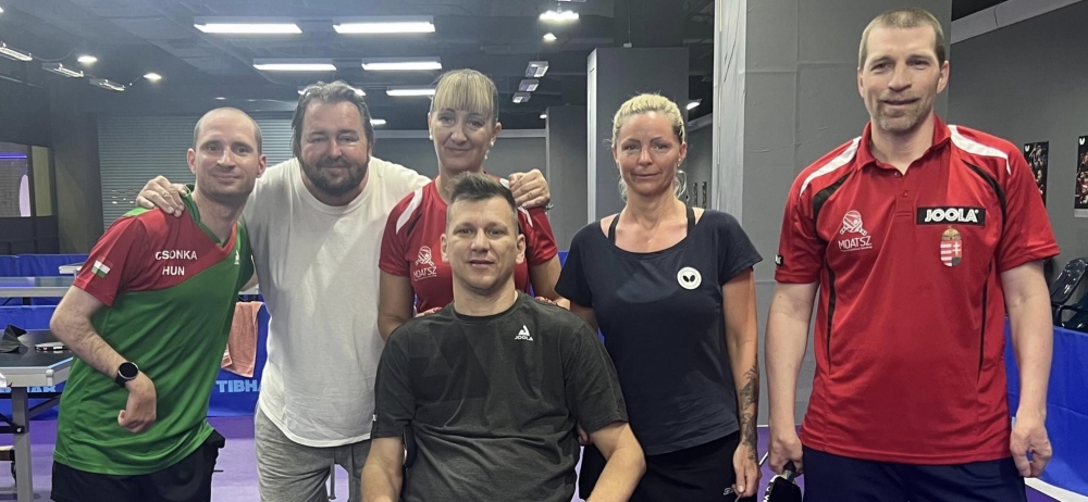 Urlauber Ádám, mindent bele!