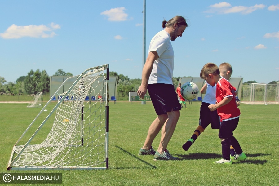 Anya, apa, papa, gyermek, foci, gól, RFC (galéria)