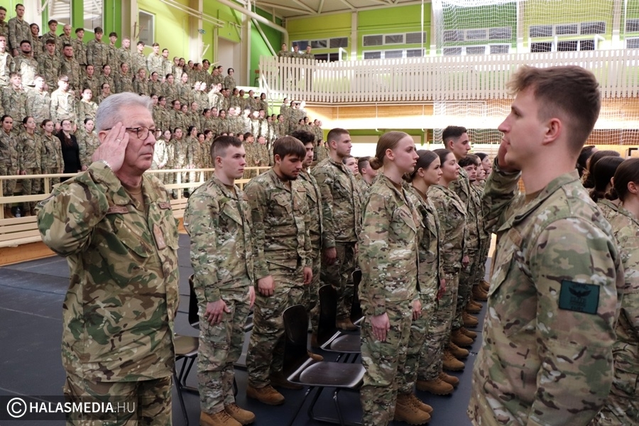 (►) A Dékániba látogatott a vezérkari főnök területvédelmi helyettese (galéria)