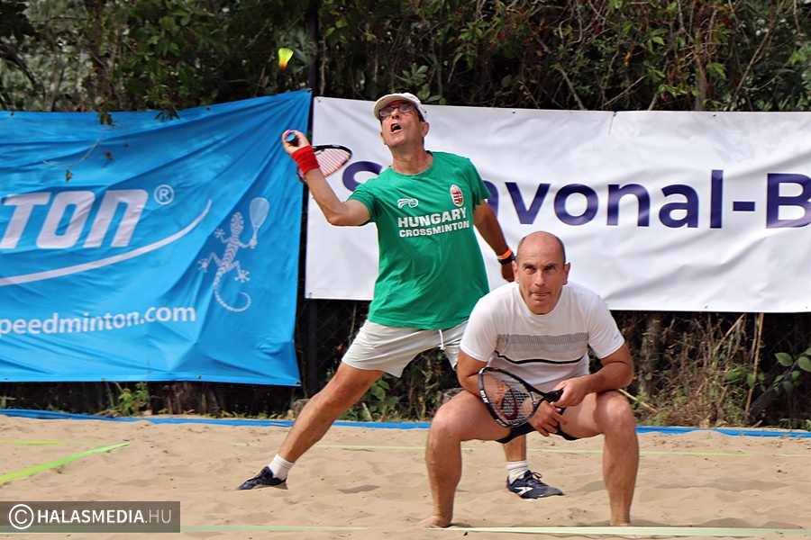 Kánikula, strand, szél, gyortollas: világbajnokok és hazai sikerekek a halasi homokon (galéria)