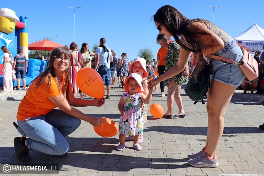 Több százan az OBI és a Készenléti Rendőrség családi napján (galéria)