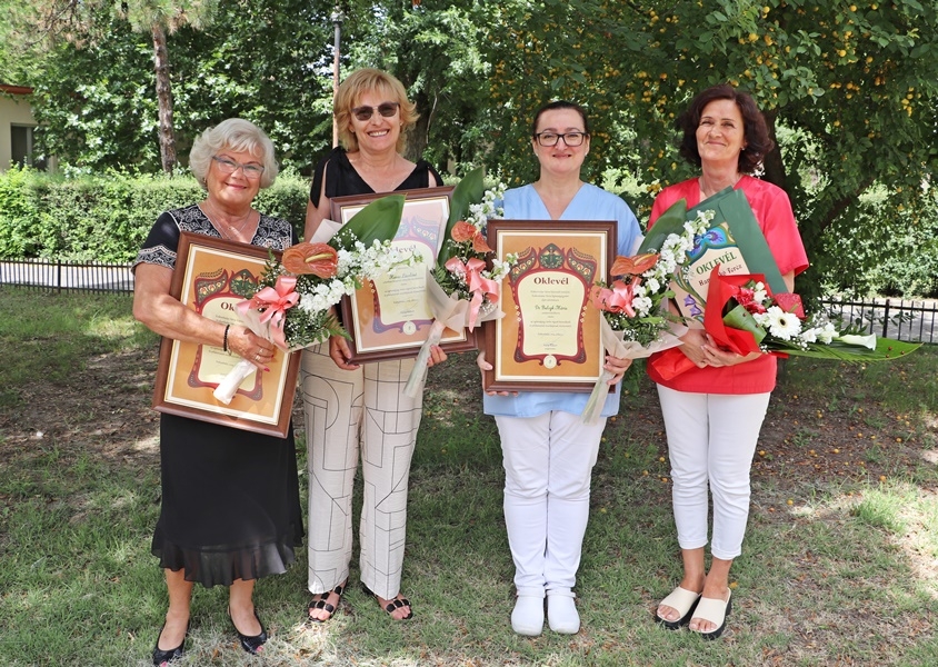 (►) Semmelweis Nap – elismerték a kimagasló munkát 