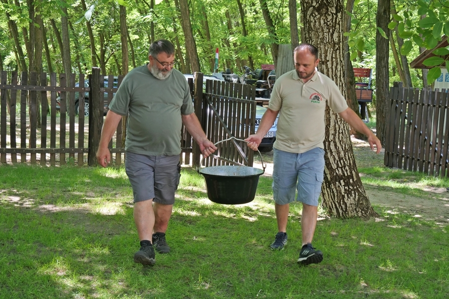 Kun-Therm Piknik a pirtói tájházban