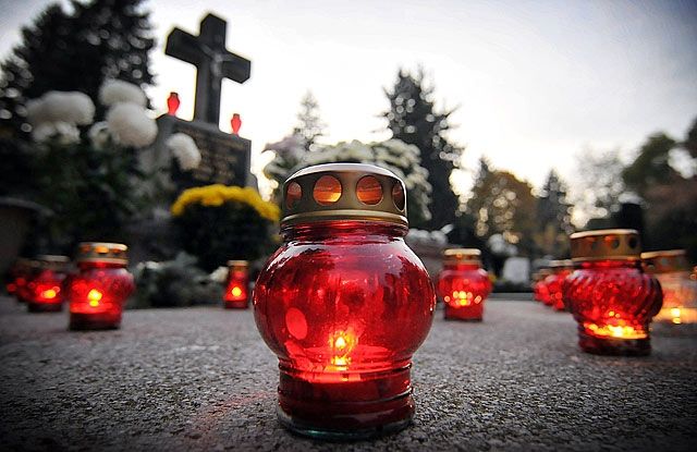 Halottainkra emlékezünk