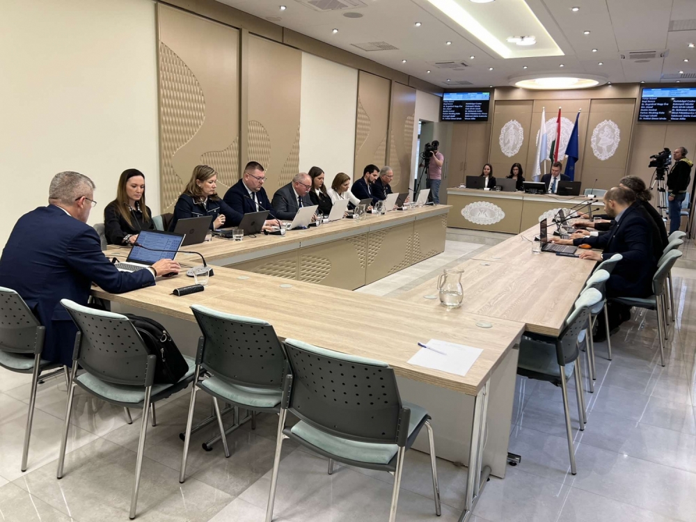 Csütörtökön tanácskozik a halasi képviselő-testület