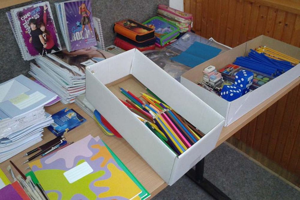 Tanszergyűjtés rászoruló gyerekeknek