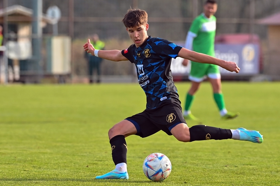 Kern Martin a Karlsruhe ellen is pályára lépett