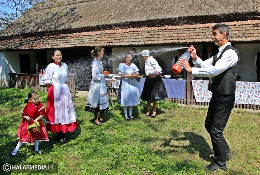 Szoknya nem maradt szárazon (galéria)