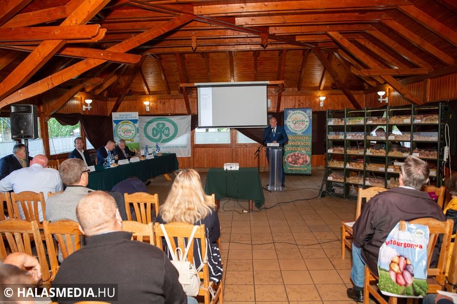 Kiskunhalasi Burgonya Napok előadásokkal, drónnal, fajtabemutatóval (galéria)
