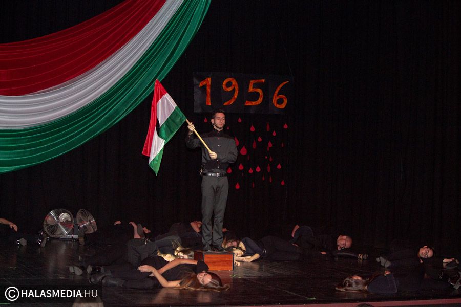 56-os megemlékezés Halason (galéria)