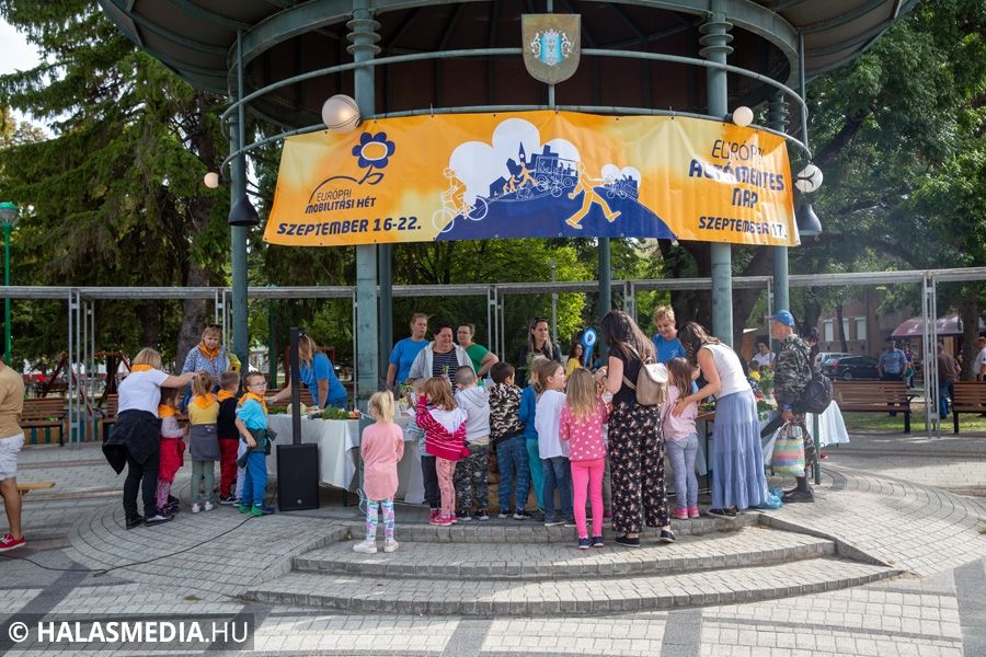 Autómentes nap kerékpározással, sok élménnyel Halason (Galéria)