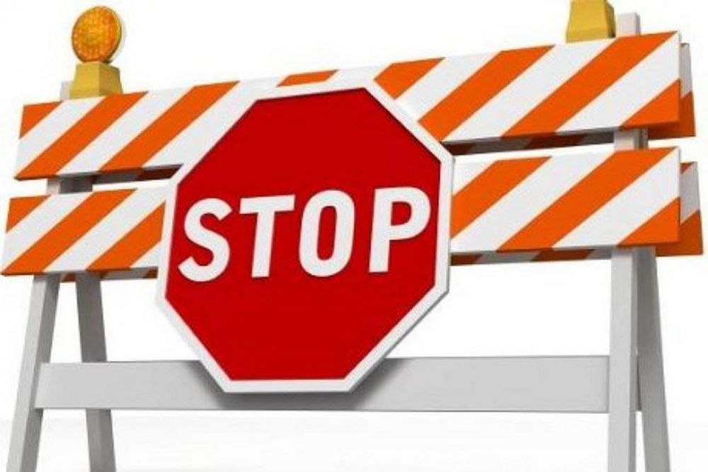 Félpályás útzár a Gimnázium utcán