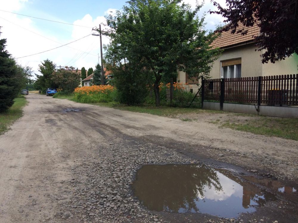 Összefogással lesz útalap a Róna utcában