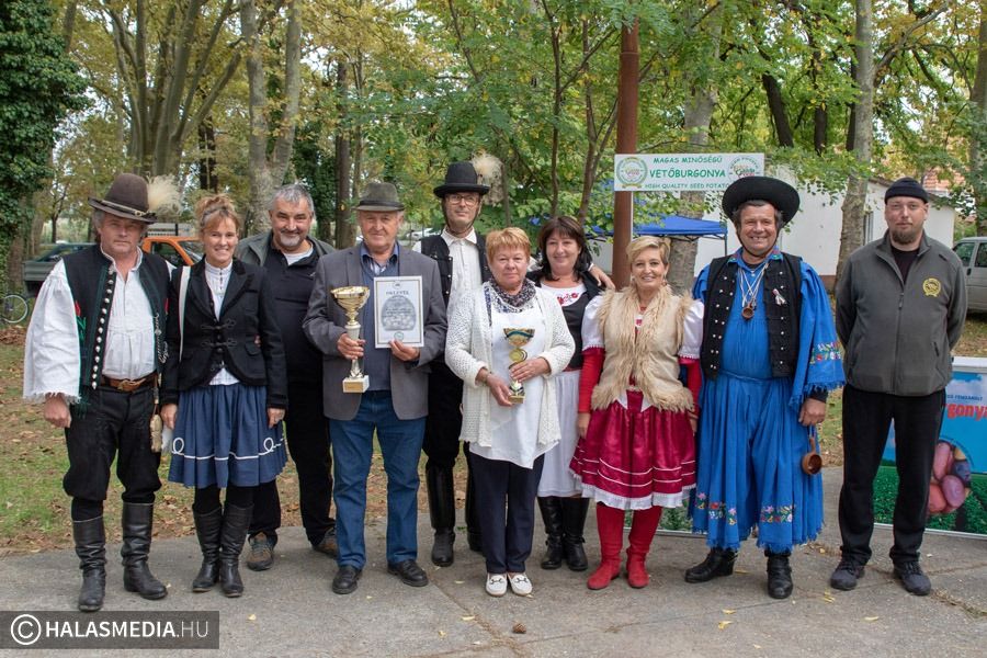 A legjobb burgonyás ételeket főzték (galéria)