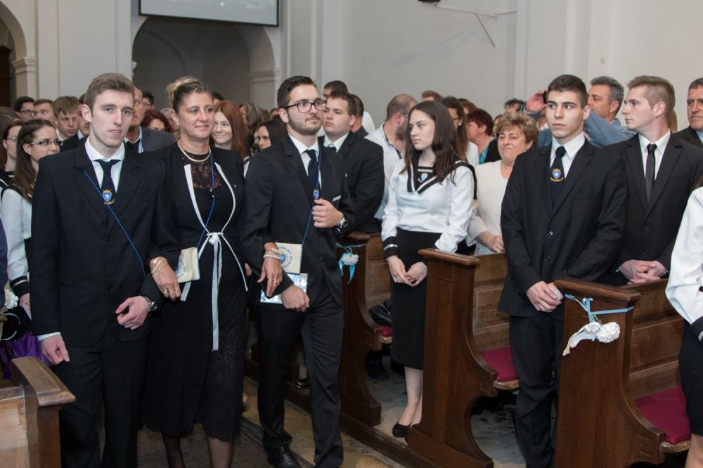 (►) Ballag már...