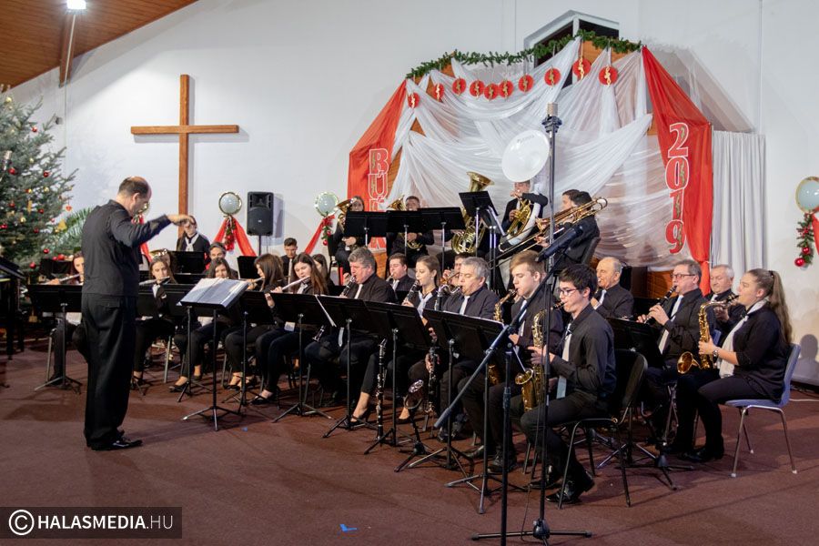Újévi koncert a Halas TV-ben