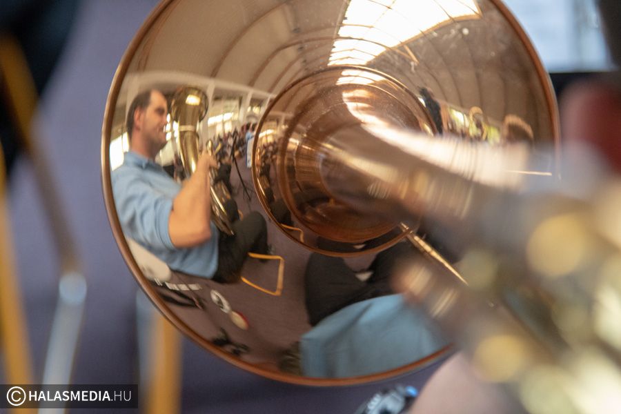 Az ABBA-tól a Fejérváry indulón át Santana-ig (galéria)