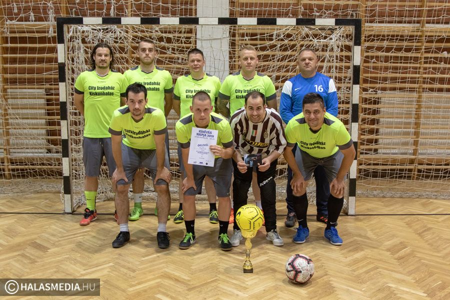 A TuTu nyerte a kihívás napi focitornát (galéria)