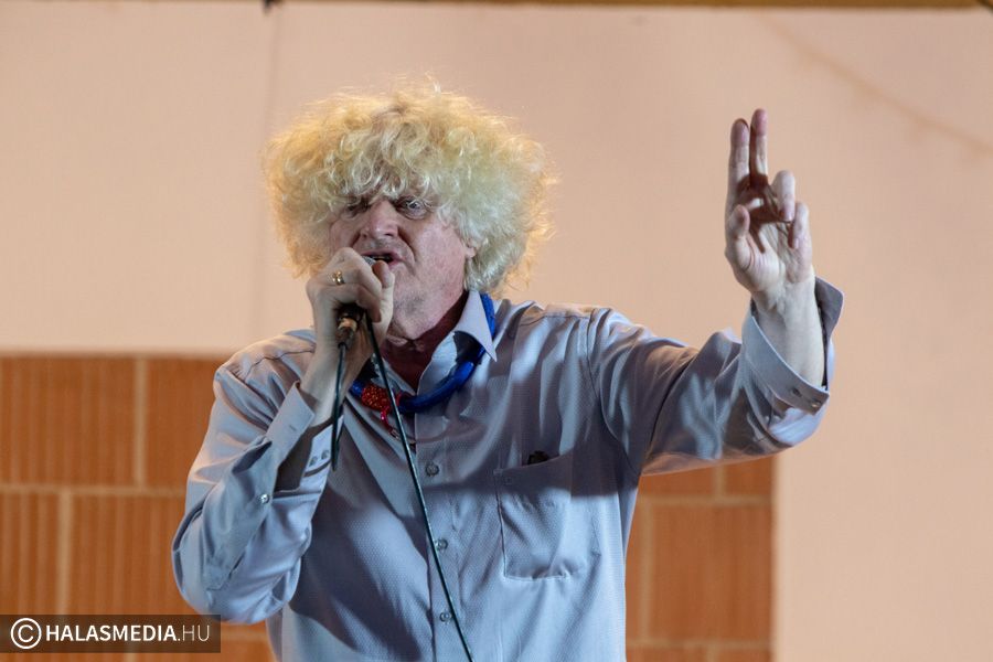 Terápia és felevadság (galéria)