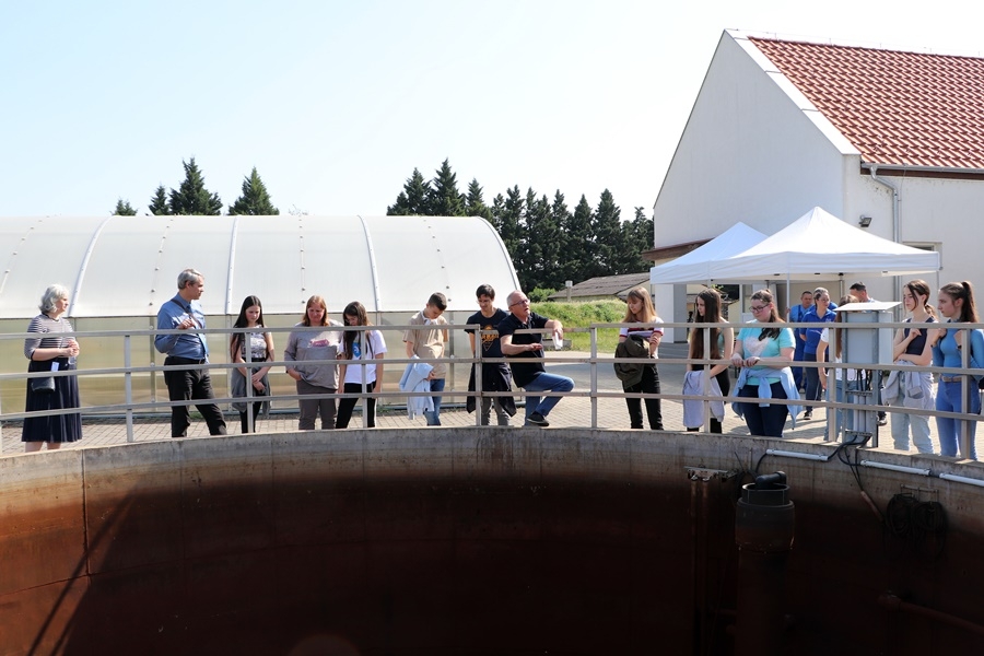 (►) Megismerhették a „víz útját” az országos kémiaverseny résztvevői