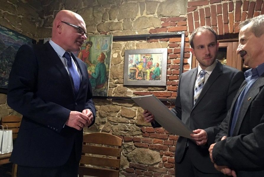 Még szorosabb a kapcsolat Újszandeccel