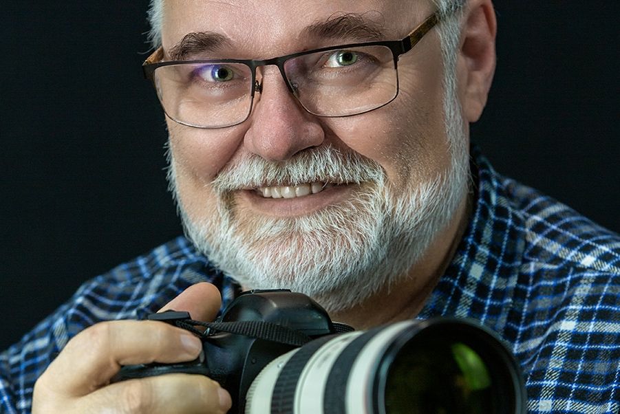 Fotók a 21. századi Halasról – kiállításmegnyitó kerti partival