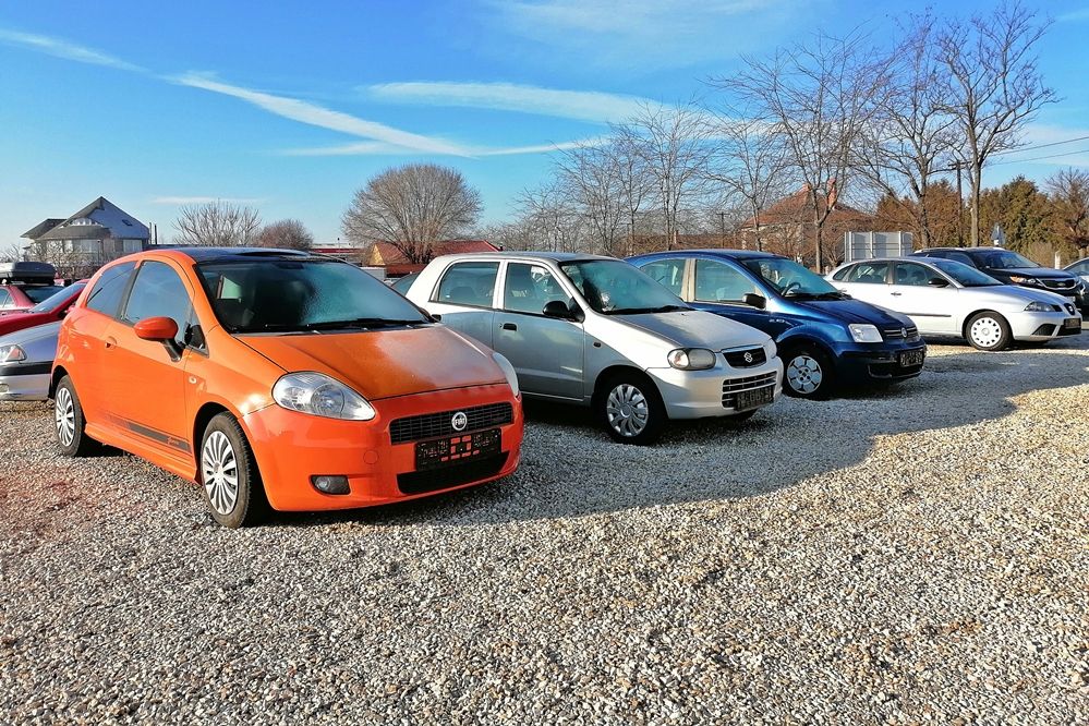 Sok új és használt autó talált gazdára tavaly