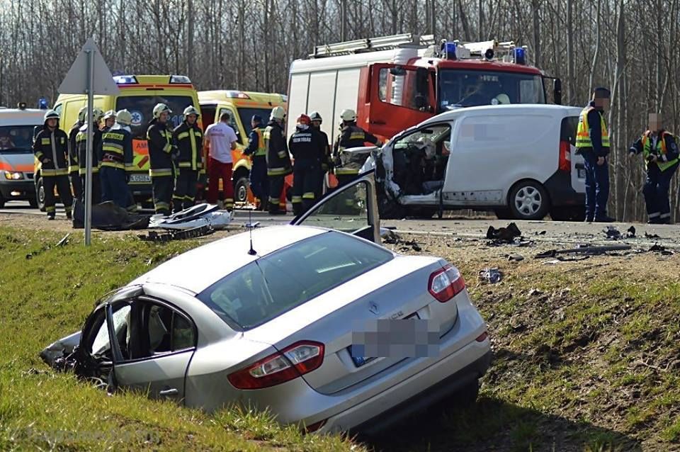 Frontális ütközés volt (galériával frissítve)