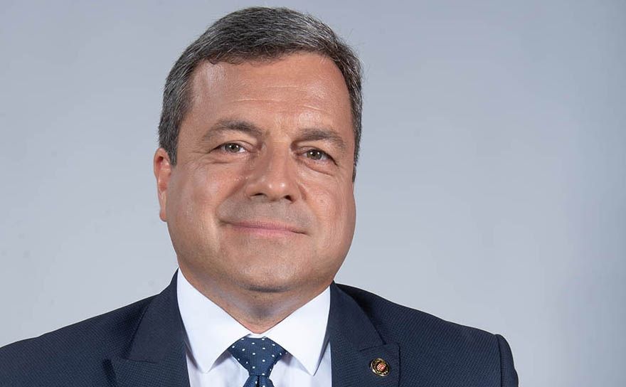 Gyógyulását sugalló dal Bányai Gábor közösségi oldalán