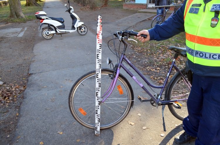 Két kerékpáros ütközött Jánoshalmán