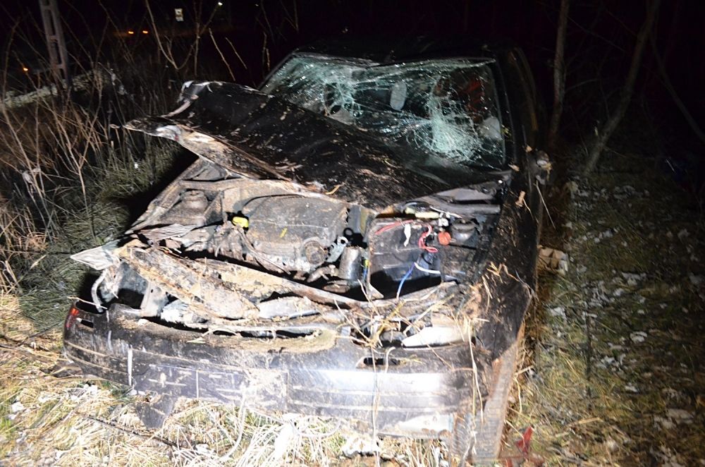 Ittasan, jogsi nélkül okozott balesetet: súlyosan megsérült az élettárs