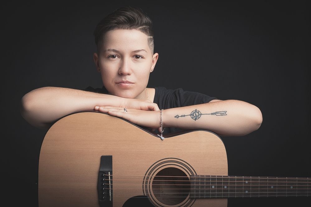 (►) Szeretnék sok új dalt előadni