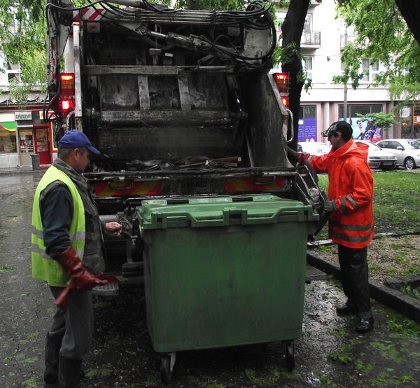 Ünnepi szemétszállítás