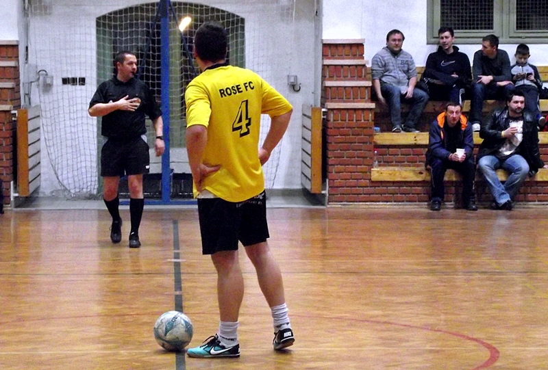 Cel - Rose rangadóval nyit a rájátszás