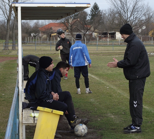 Görcsoldó siker kell