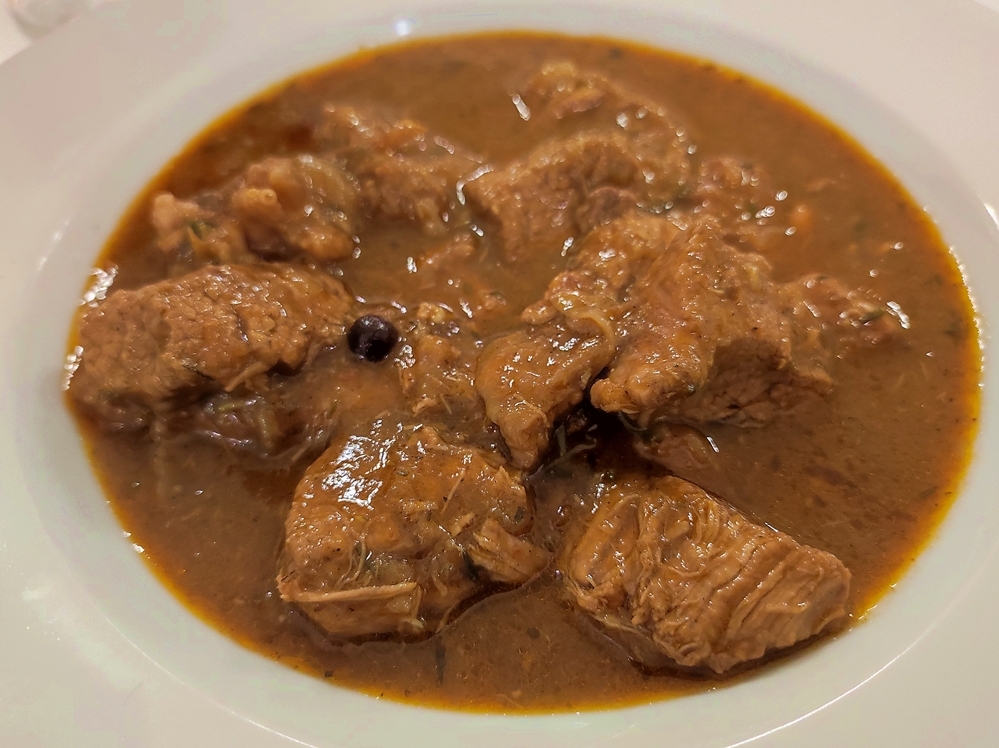 Szarvas ugrott a bográcsba