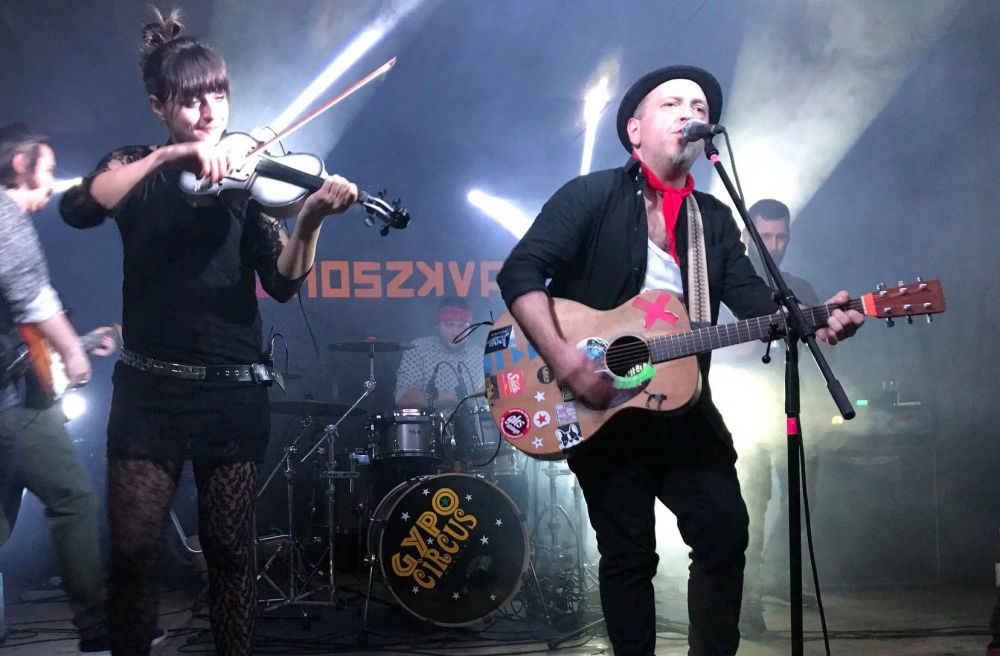 Kizökkentünk a megszokott életritmusból