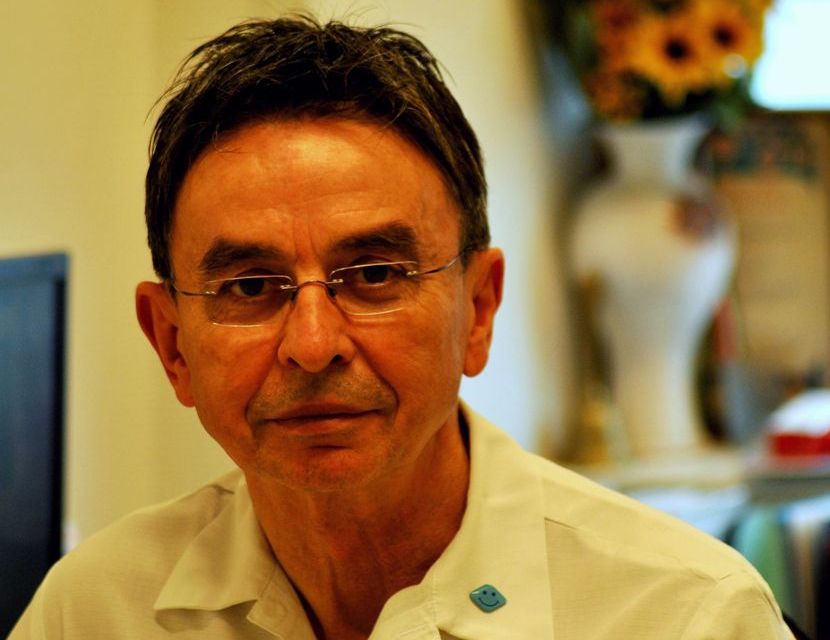 A boldog tudós főszerepe