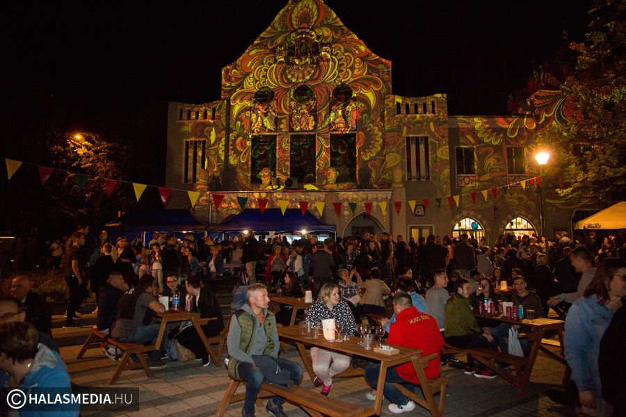 Fényfestés, retro disco, rodeóbika
