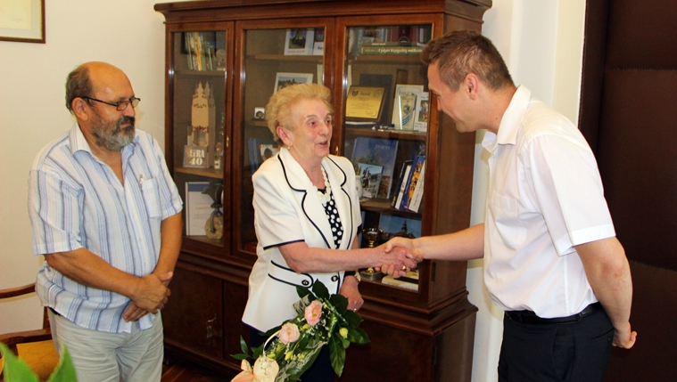 Szabó Sándornét köszöntötték