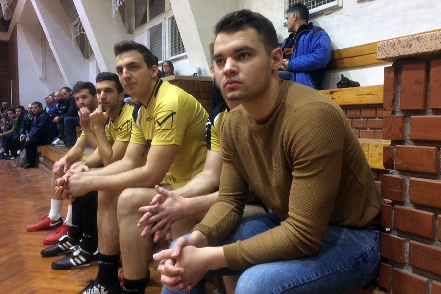 A „sírból” hozta vissza a Retro