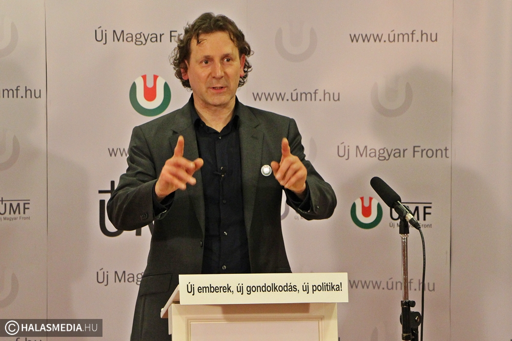 Háromszázezres fizetés és közeli autópálya jár az embereknek