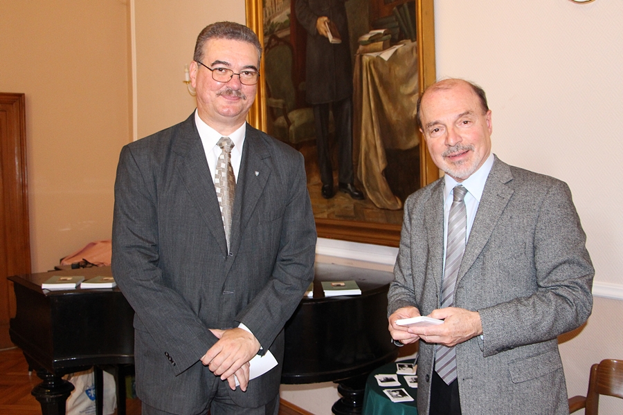 Jubiláló konferencia