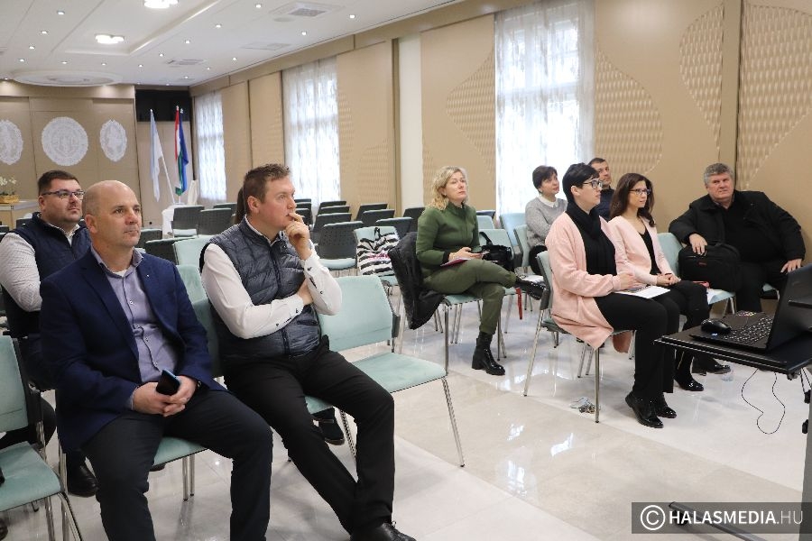 Élmények a Csetényi parkban - Kikapcsolódás, feltöltődés természetközelben