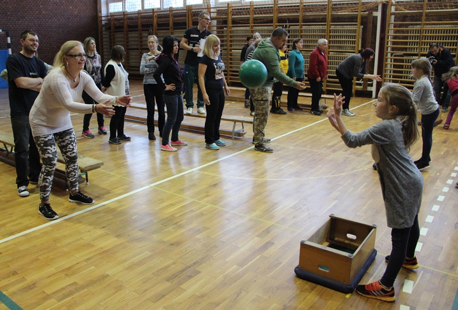 Sportos Adventi Kavalkád (galériával)