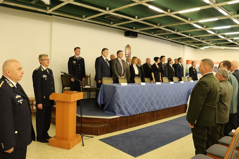 Elismerések a rendőrség napja alkalmából