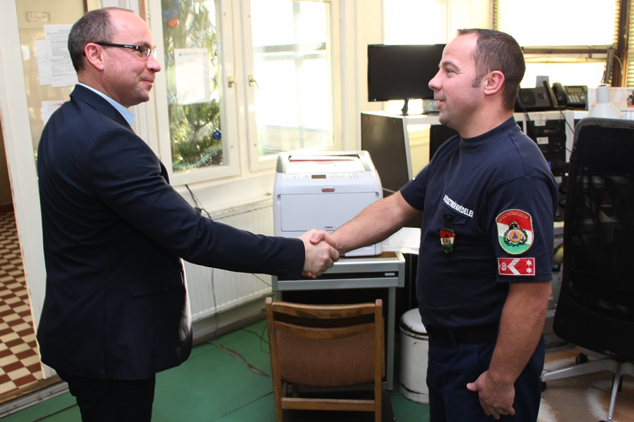 Szolgálatban szilveszterkor (galéria)