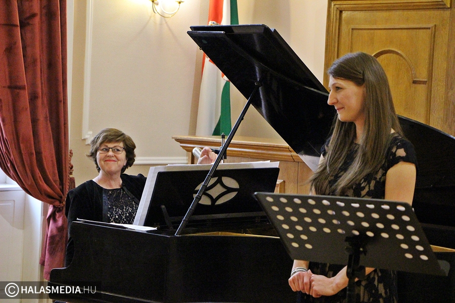 Tündöklő Északi fény